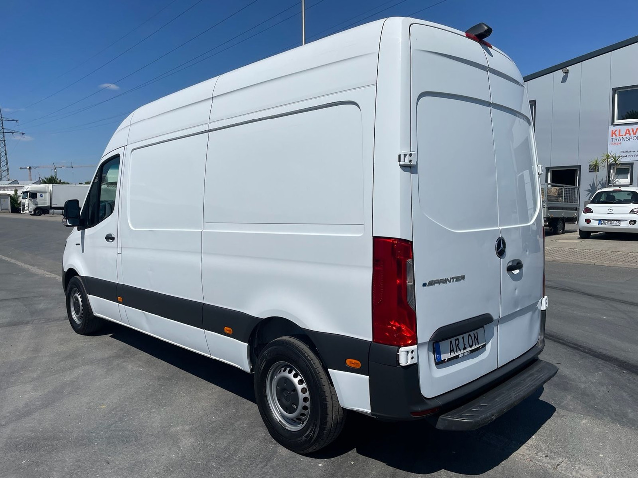 Mercedes-Benz eSprinter 312 Kastenwagen/L2H2/47KW/Kamera/AC - Panelvan, Elektrikli kamyonet: fotoğraf 4 Mercedes-Benz eSprinter 312 Kastenwagen/L2H2/47KW/Kamera/AC - Panelvan, Elektrikli kamyonet: fotoğraf 4