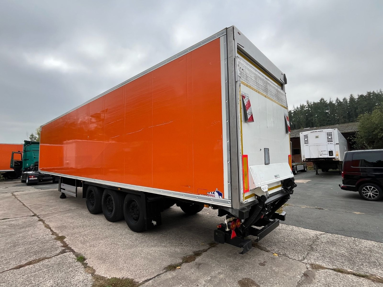 Schmitz Cargobull SCB*S3B/CARRIER/Vector1550/LBW/BÄR/2347h/13,4m - Kapalı karoser dorse: fotoğraf 4 Schmitz Cargobull SCB*S3B/CARRIER/Vector1550/LBW/BÄR/2347h/13,4m - Kapalı karoser dorse: fotoğraf 4