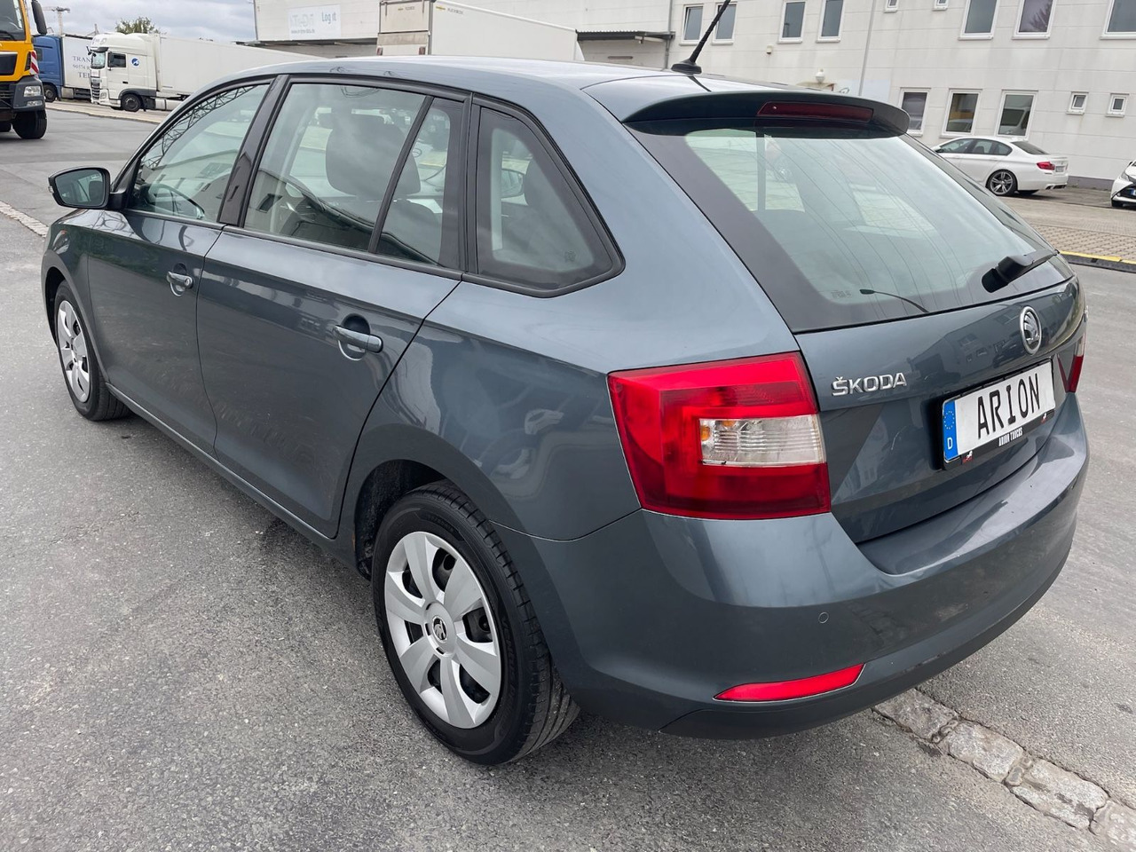 Skoda Rapid Spaceback Ambition - Station wagon: fotoğraf 4 Skoda Rapid Spaceback Ambition - Station wagon: fotoğraf 4