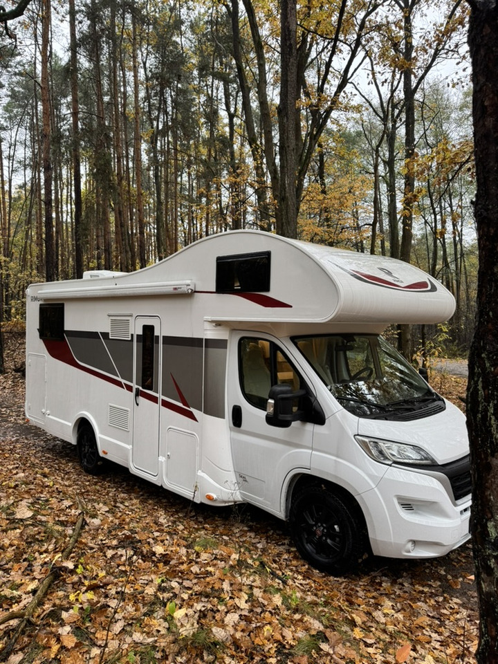 Rimor Seal 695 - Alkovenli karavan: fotoğraf 2 Rimor Seal 695 - Alkovenli karavan: fotoğraf 2
