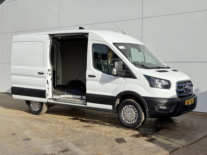 Ford E-Transit 390 75kWh 184PK Elektrisch 75kWh 334km WLTP BEV Snelladen L2H2 Climate Control Tacho Carplay Camera Stoelverwarming Parkeersensoren voor achter - Panelvan, Elektrikli kamyonet: fotoğraf 5 Ford E-Transit 390 75kWh 184PK Elektrisch 75kWh 334km WLTP BEV Snelladen L2H2 Climate Control Tacho Carplay Camera Stoelverwarming Parkeersensoren voor achter - Panelvan, Elektrikli kamyonet: fotoğraf 5