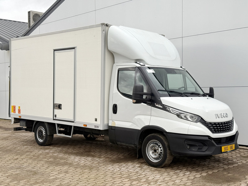 Iveco Daily 35S18 3.0 Laadklep Automaat LED Climate Control Adaptieve Cruise Control Standkachel Camera Navigatie - Kapalı kasa kamyonet: fotoğraf 4 Iveco Daily 35S18 3.0 Laadklep Automaat LED Climate Control Adaptieve Cruise Control Standkachel Camera Navigatie - Kapalı kasa kamyonet: fotoğraf 4