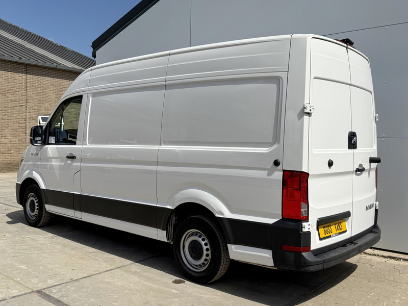 MAN TGE 3.140 2.0 TDI L3H3 Automaat Airco Cruise Control Camera Apple Carplay Parkeersensoren voor achter - Panelvan: fotoğraf 2 MAN TGE 3.140 2.0 TDI L3H3 Automaat Airco Cruise Control Camera Apple Carplay Parkeersensoren voor achter - Panelvan: fotoğraf 2