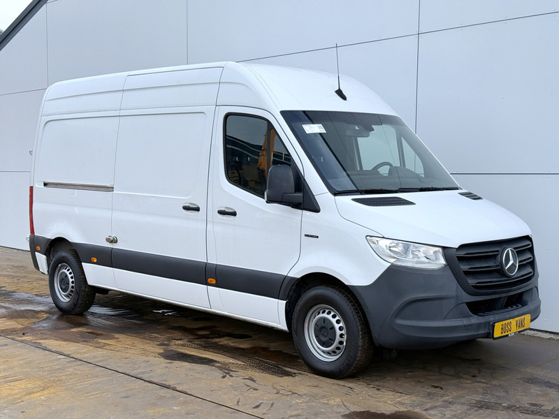 Mercedes-Benz eSprinter 112 L2H2 100% Elektrisch 55kWh 168km WLTP 80kw Snelladen Climate Control Camera Stoelverwarming - Panelvan, Elektrikli kamyonet: fotoğraf 4 Mercedes-Benz eSprinter 112 L2H2 100% Elektrisch 55kWh 168km WLTP 80kw Snelladen Climate Control Camera Stoelverwarming - Panelvan, Elektrikli kamyonet: fotoğraf 4