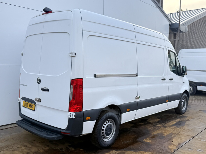 Mercedes-Benz eSprinter 112 L2H2 100% Elektrisch 55kWh 168km WLTP 80kw Snelladen Climate Control Camera Stoelverwarming - Panelvan, Elektrikli kamyonet: fotoğraf 3 Mercedes-Benz eSprinter 112 L2H2 100% Elektrisch 55kWh 168km WLTP 80kw Snelladen Climate Control Camera Stoelverwarming - Panelvan, Elektrikli kamyonet: fotoğraf 3