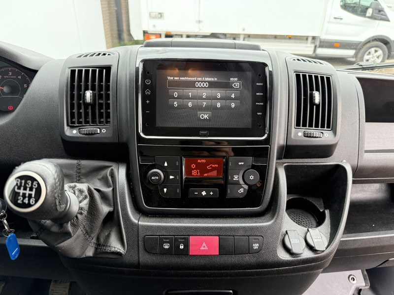 Küçük panelvan Opel Movano 2.2 HDI 140PK L2H2 Climate Control Cruise Control Parkeersensoren: fotoğraf 15