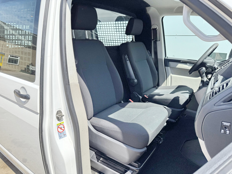 Küçük panelvan Volkswagen Transporter 2.0 TDI 150pk L2H1 Automaat 2x Schuif Trekhaak Navigatie Apple / Android Carplay APK 03-26: fotoğraf 9