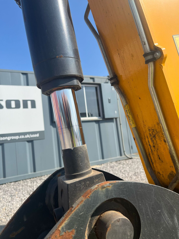 Mini ekskavatör JCB 86C-2: fotoğraf 11