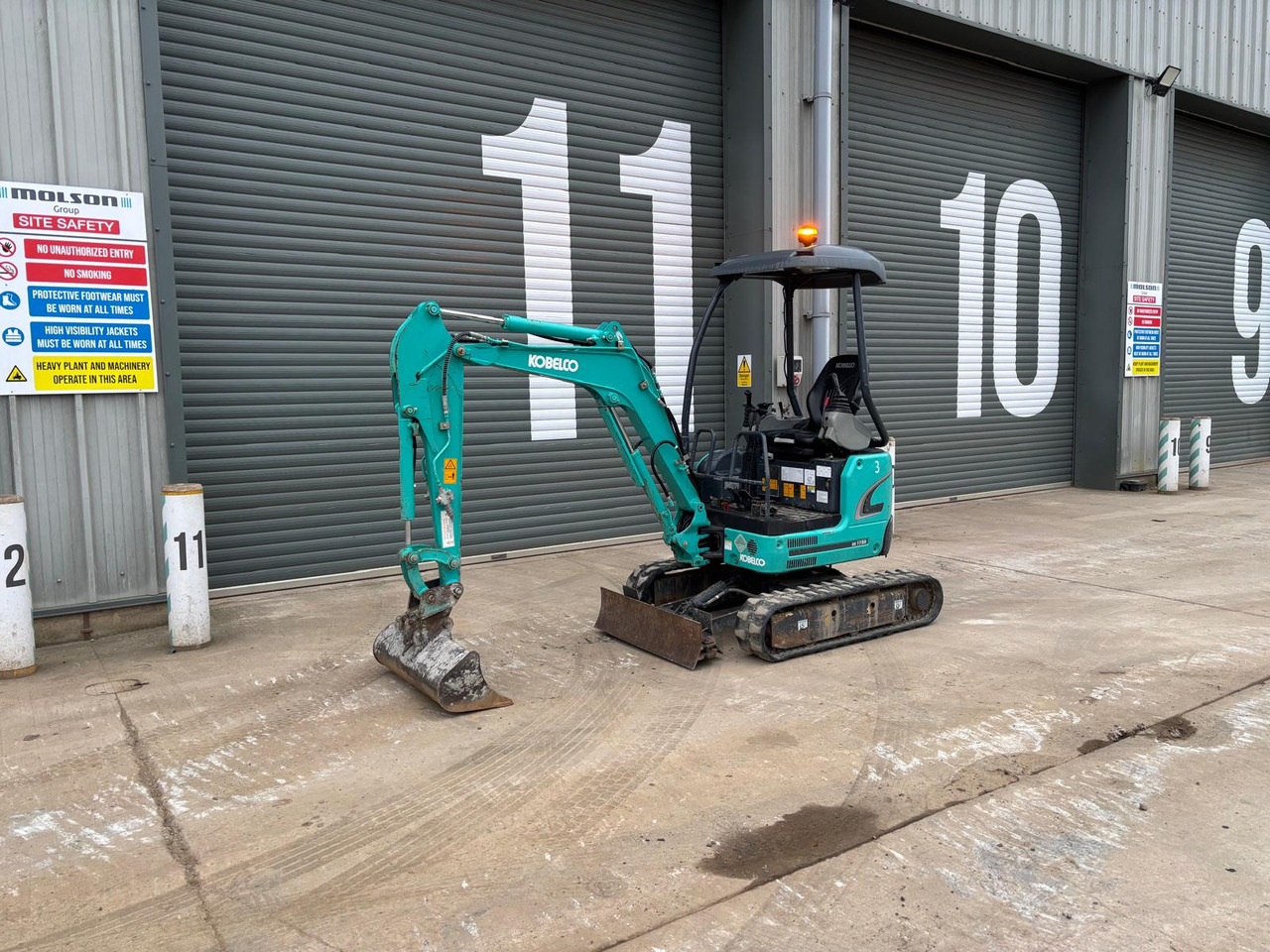 Kobelco SK17SR-3E - Mini ekskavatör: fotoğraf 1 Kobelco SK17SR-3E - Mini ekskavatör: fotoğraf 1
