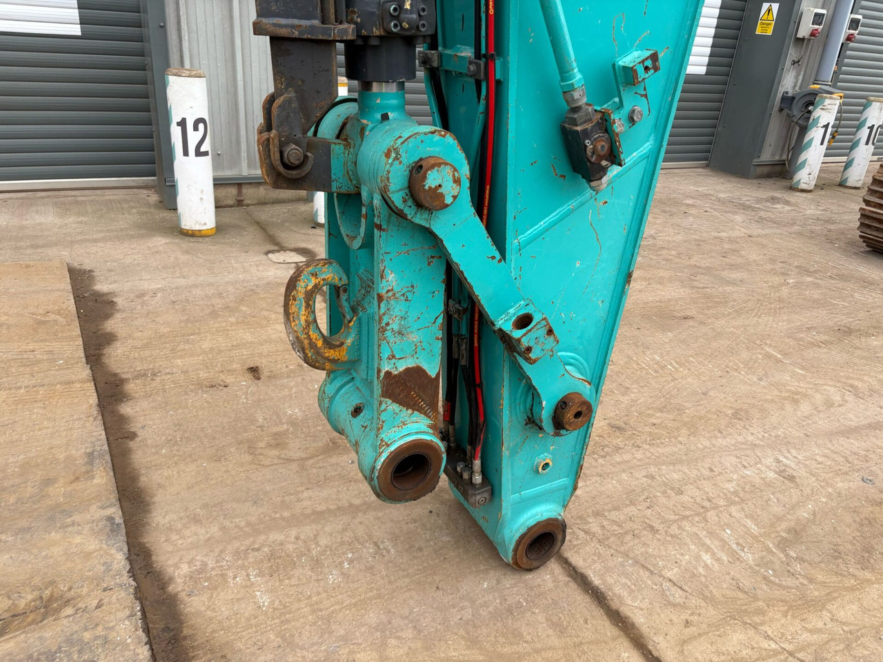 Paletli ekskavatör Kobelco SK300LC-10E: fotoğraf 8