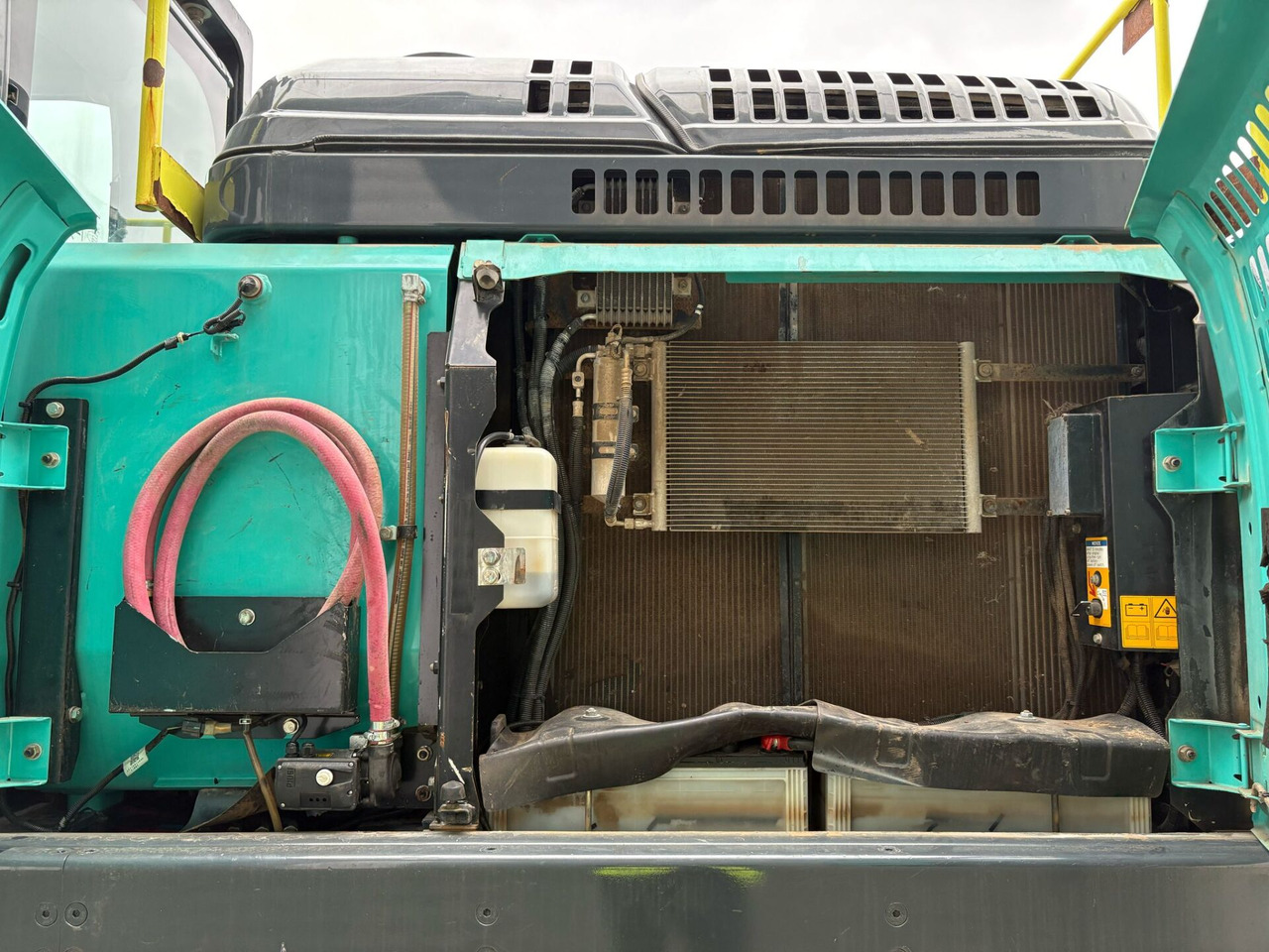 Paletli ekskavatör Kobelco SK300LC-10E: fotoğraf 20