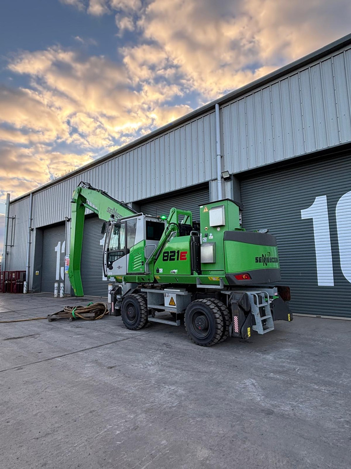 Sennebogen 821 Electric - Elleçleme makinesi: fotoğraf 3 Sennebogen 821 Electric - Elleçleme makinesi: fotoğraf 3