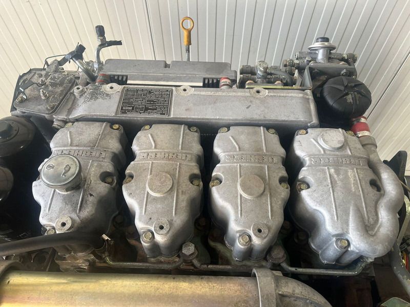 Liebherr A904 Li/A904C Li/R904/R904C - Motor: fotoğraf 2 Liebherr A904 Li/A904C Li/R904/R904C - Motor: fotoğraf 2
