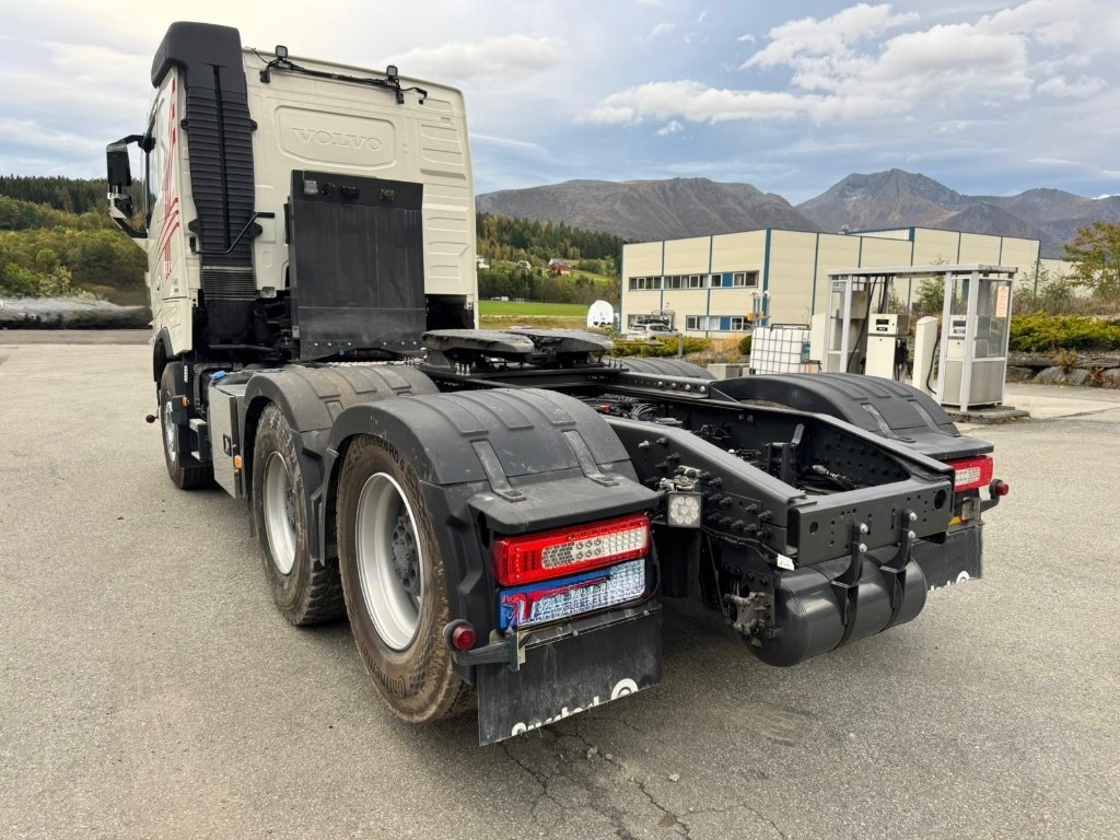 Volvo FH540 6 X 4 - Çekici: fotoğraf 5 Volvo FH540 6 X 4 - Çekici: fotoğraf 5