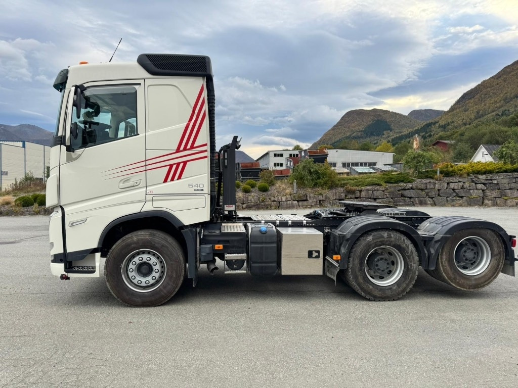 Volvo FH540 6 X 4 - Çekici: fotoğraf 3 Volvo FH540 6 X 4 - Çekici: fotoğraf 3