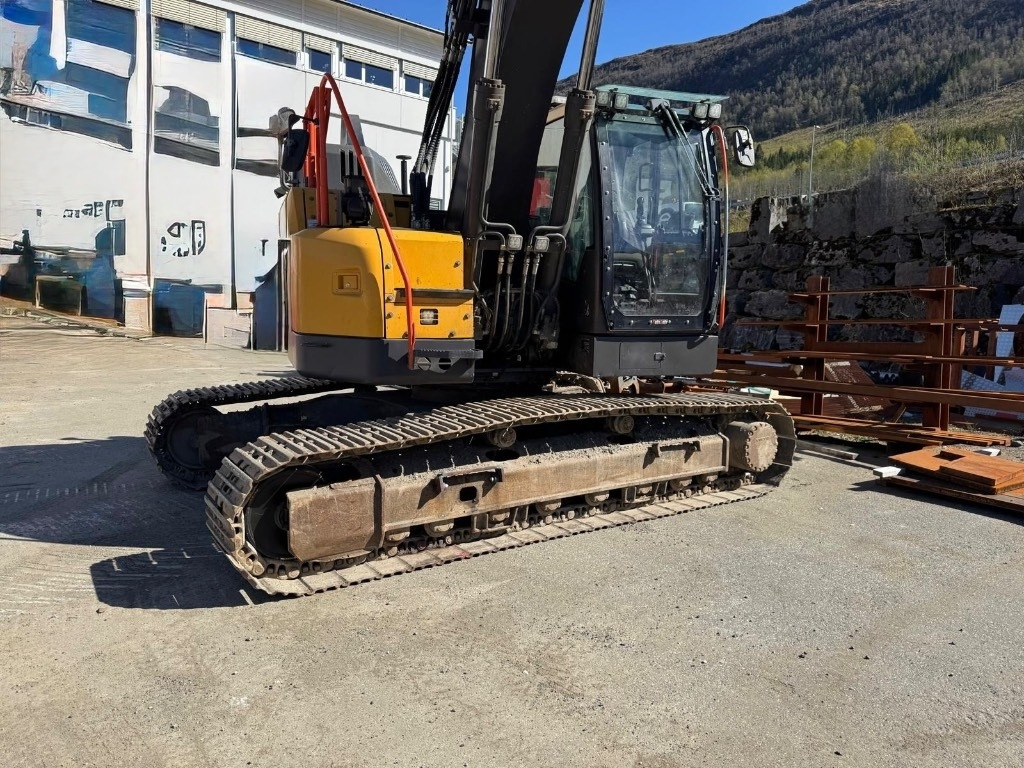 Volvo ECR 235 E - Paletli ekskavatör: fotoğraf 4 Volvo ECR 235 E - Paletli ekskavatör: fotoğraf 4