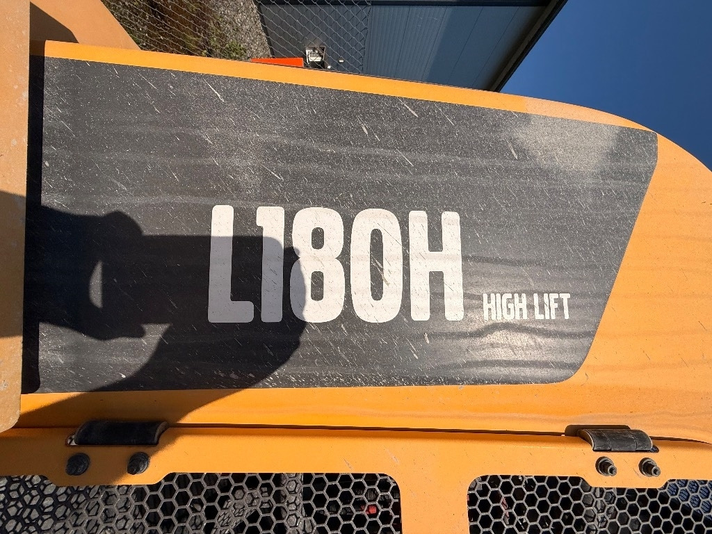 Volvo L 180 H HL HIGH LIFT - Tekerlekli yükleyici: fotoğraf 4 Volvo L 180 H HL HIGH LIFT - Tekerlekli yükleyici: fotoğraf 4
