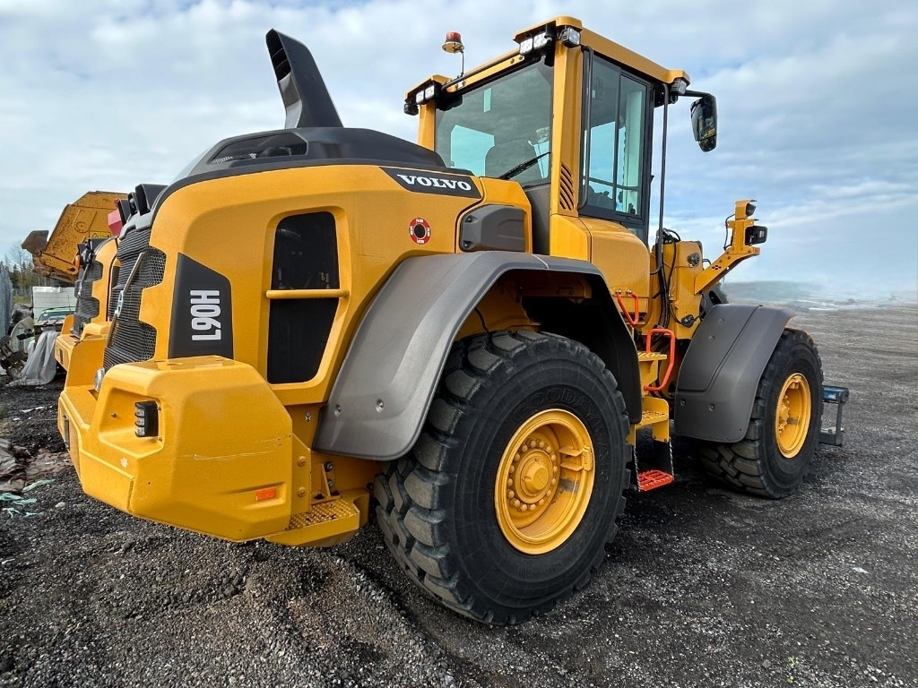 Volvo L 90 H - Tekerlekli yükleyici: fotoğraf 1 Volvo L 90 H - Tekerlekli yükleyici: fotoğraf 1