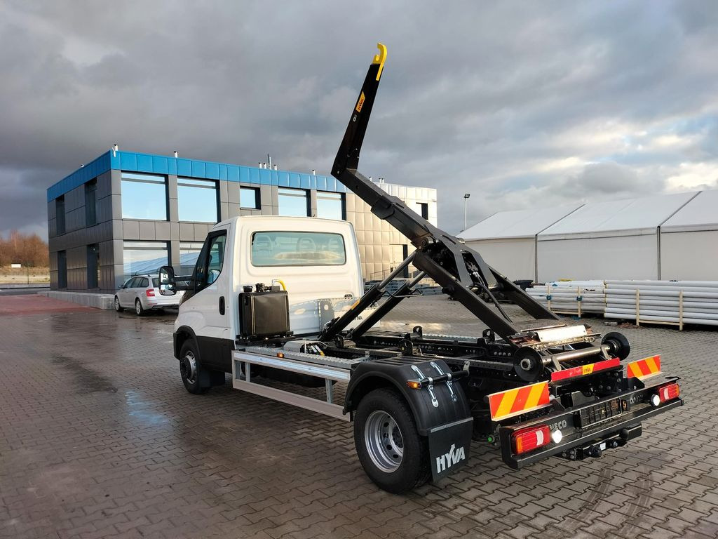 Iveco 70C18H Abrollkipper HYVA HKS-5 - Kamyonet, Kancalı yükleyici kamyon: fotoğraf 3 Iveco 70C18H Abrollkipper HYVA HKS-5 - Kamyonet, Kancalı yükleyici kamyon: fotoğraf 3