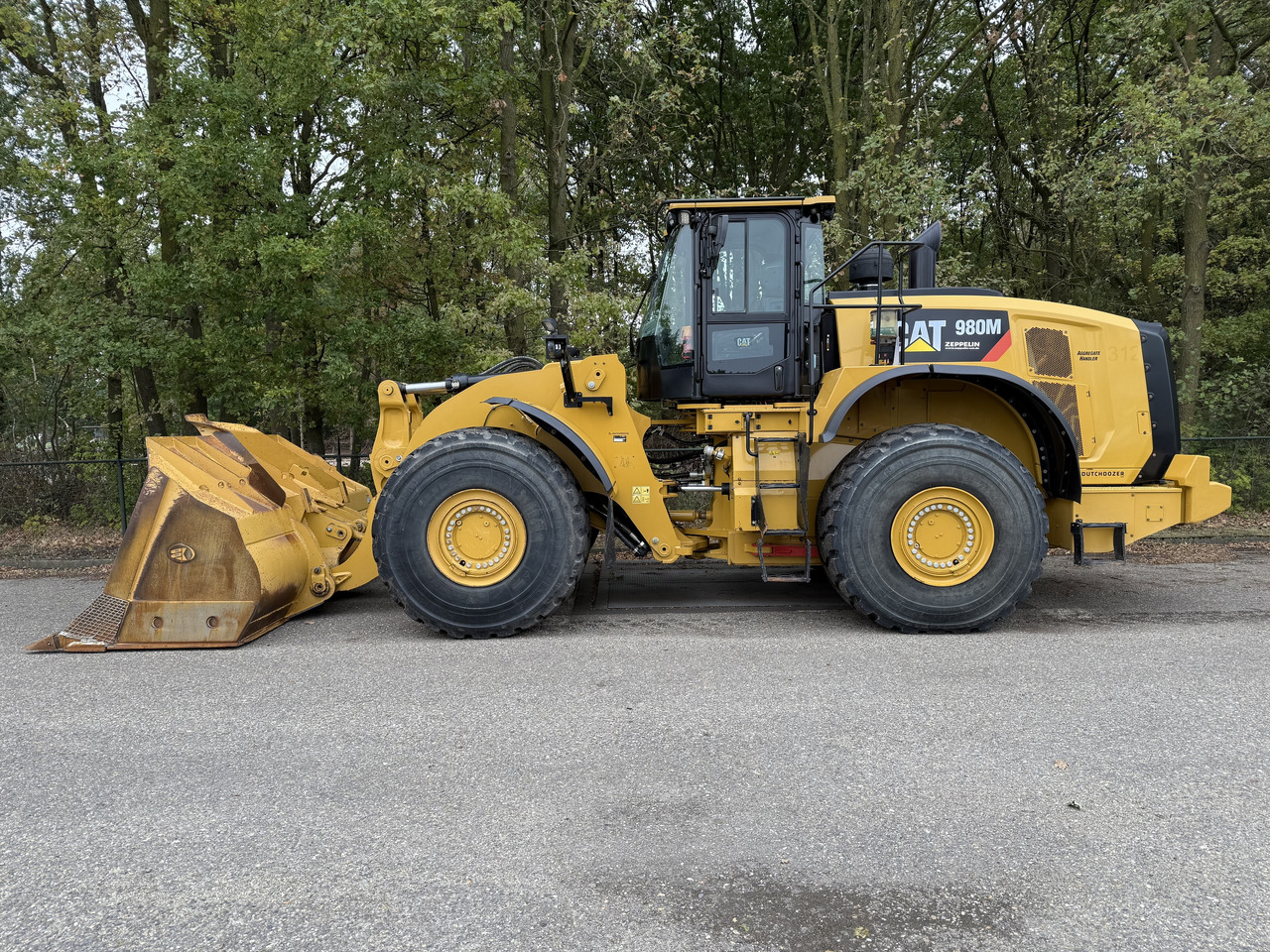 CATERPILLAR 980M - Tekerlekli yükleyici: fotoğraf 2 CATERPILLAR 980M - Tekerlekli yükleyici: fotoğraf 2