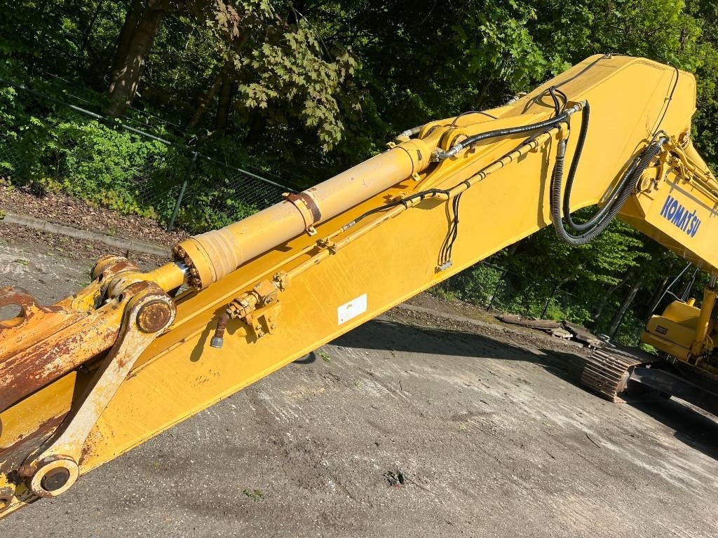 Paletli ekskavatör Komatsu PC240NLC-8 Long Reach: fotoğraf 20