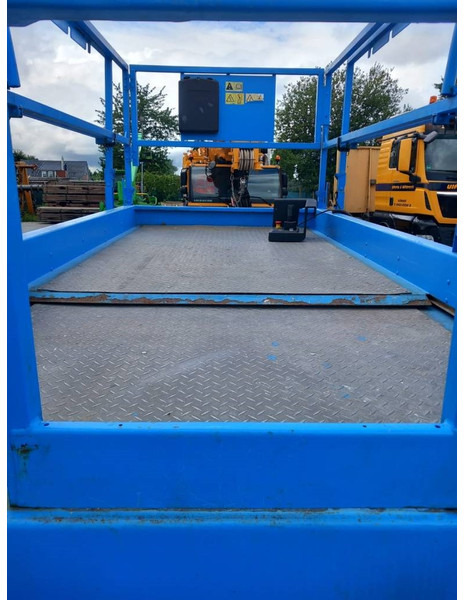 Genie GS 3369 RT - Makasli platform: fotoğraf 4 Genie GS 3369 RT - Makasli platform: fotoğraf 4