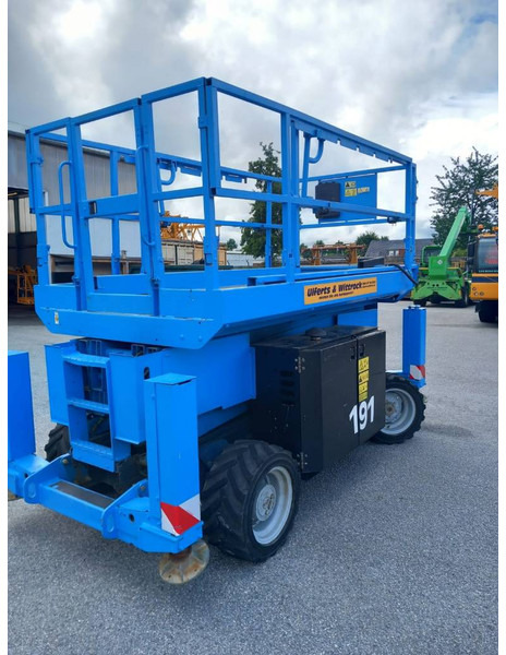 Genie GS 3369 RT - Makasli platform: fotoğraf 2 Genie GS 3369 RT - Makasli platform: fotoğraf 2