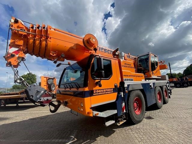 Liebherr LTM 1055-3.2 - All-terrain vinç: fotoğraf 2 Liebherr LTM 1055-3.2 - All-terrain vinç: fotoğraf 2