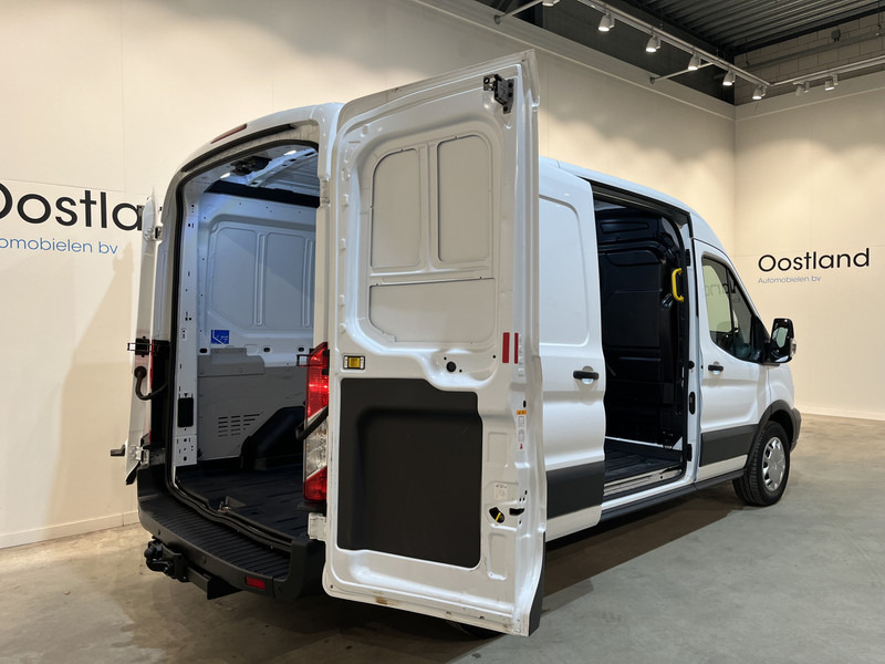 Ford Transit 2.0 TDCI L2H2 130 PK Trend / Euro 6 / Airco / Cruise Control / Trekhaak / PDC / 3-Zits / 42.300 KM !! BPM VRIJ !! - Panelvan: fotoğraf 4 Ford Transit 2.0 TDCI L2H2 130 PK Trend / Euro 6 / Airco / Cruise Control / Trekhaak / PDC / 3-Zits / 42.300 KM !! BPM VRIJ !! - Panelvan: fotoğraf 4