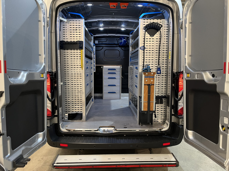Ford Transit 350 2.0 TDCI L2H2 Trend 130 PK Automaat Servicebus / Sortimo Inrichting / Euro 6 / Airco / Cruise Control / Camera / 3-Zits / 83.500 KM !! - Panelvan: fotoğraf 4 Ford Transit 350 2.0 TDCI L2H2 Trend 130 PK Automaat Servicebus / Sortimo Inrichting / Euro 6 / Airco / Cruise Control / Camera / 3-Zits / 83.500 KM !! - Panelvan: fotoğraf 4