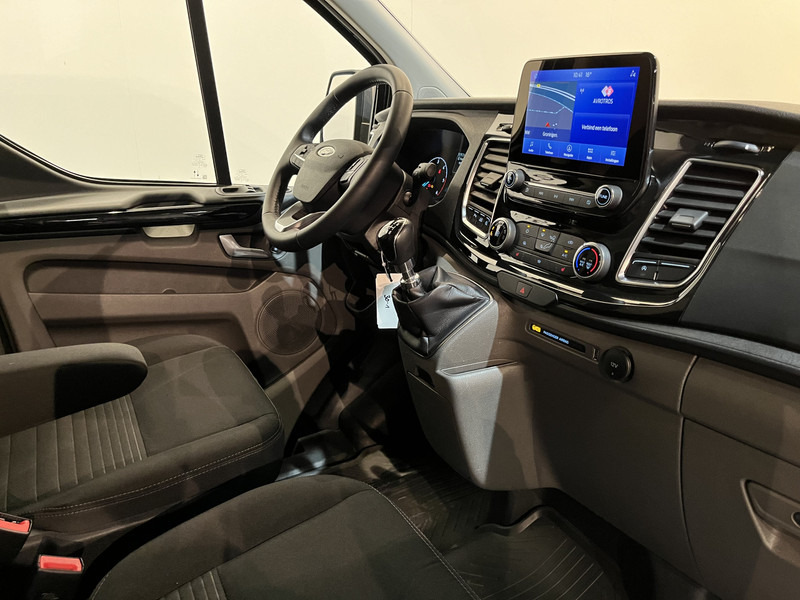 Ford Transit Custom 2.0 TDCI L2H1 Limited 130 PK / Euro 6 / Airco / Cruise Control / CarPlay / PDC / Navigatie / 3-Zits / 16.200 KM !! / BPM VRIJ !! - Küçük panelvan: fotoğraf 3 Ford Transit Custom 2.0 TDCI L2H1 Limited 130 PK / Euro 6 / Airco / Cruise Control / CarPlay / PDC / Navigatie / 3-Zits / 16.200 KM !! / BPM VRIJ !! - Küçük panelvan: fotoğraf 3