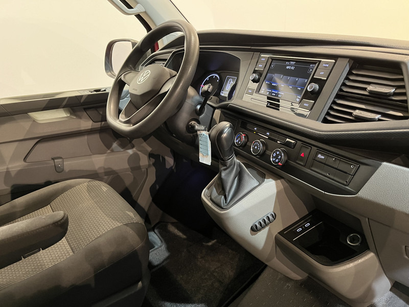 Volkswagen Transporter 2.0 TDI L1H1 150 PK Automaat / Airco / Cruise Control / CarPlay / PDC / Trekhaak / Klep - Küçük panelvan: fotoğraf 3 Volkswagen Transporter 2.0 TDI L1H1 150 PK Automaat / Airco / Cruise Control / CarPlay / PDC / Trekhaak / Klep - Küçük panelvan: fotoğraf 3