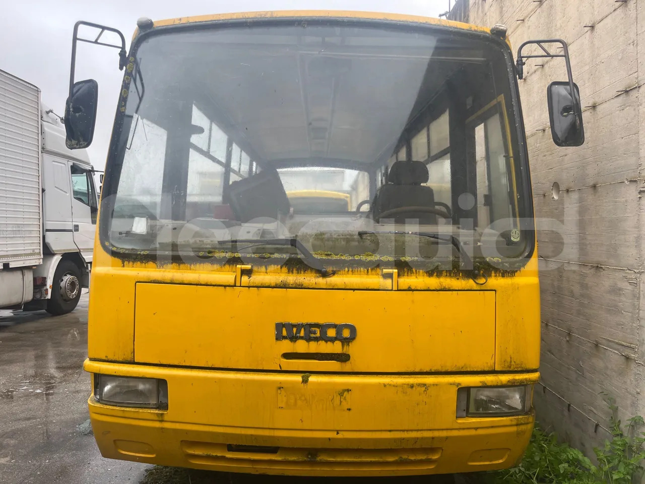 Okul otobüsü Bundle di 4 mezzi Iveco - Cacciamali Fiat - Coriasco Iveco - Cacciamali Iveco - Cacciamali: fotoğraf 1