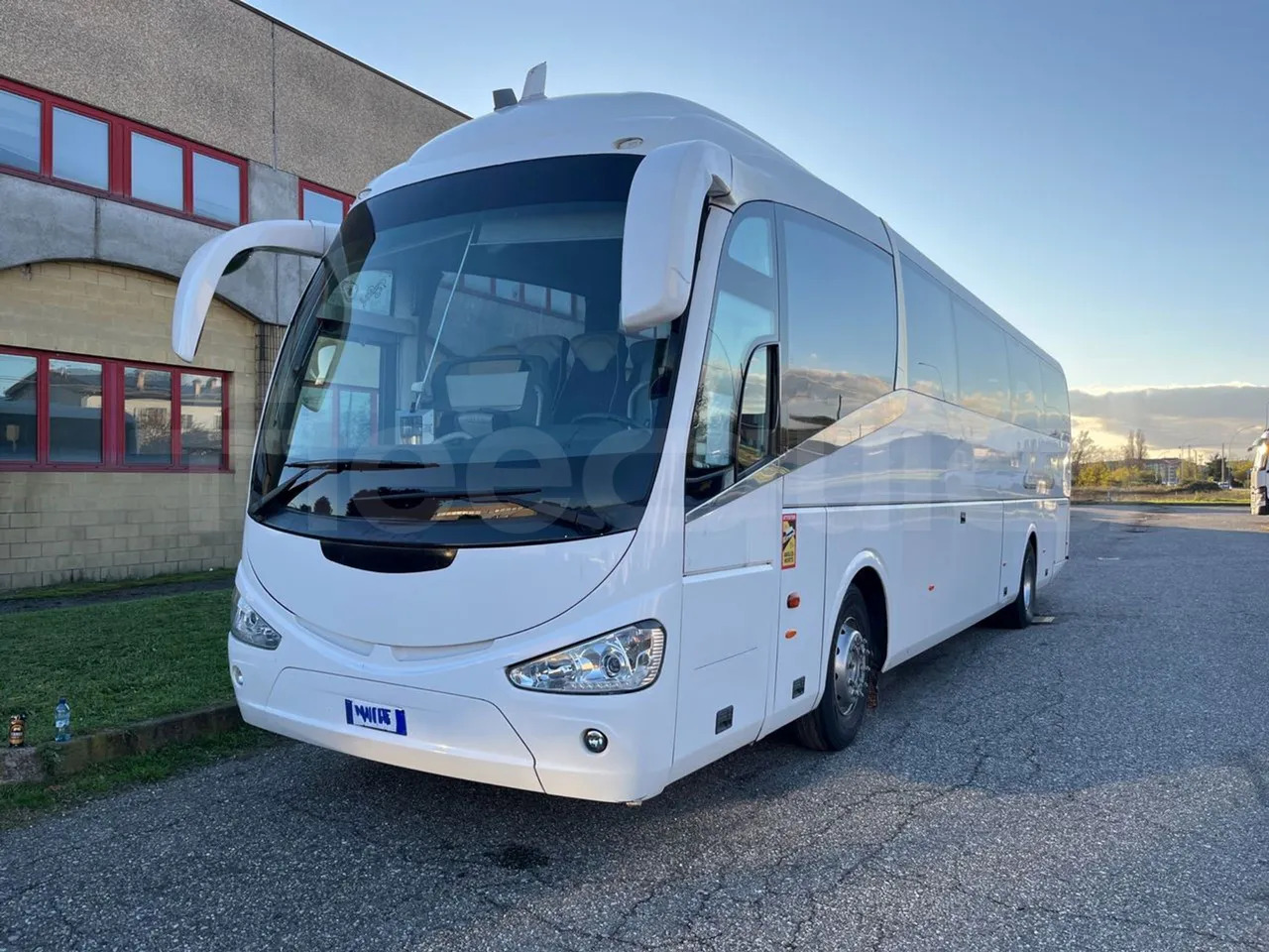 Irizar i6 - Turistik otobüs: fotoğraf 4 Irizar i6 - Turistik otobüs: fotoğraf 4