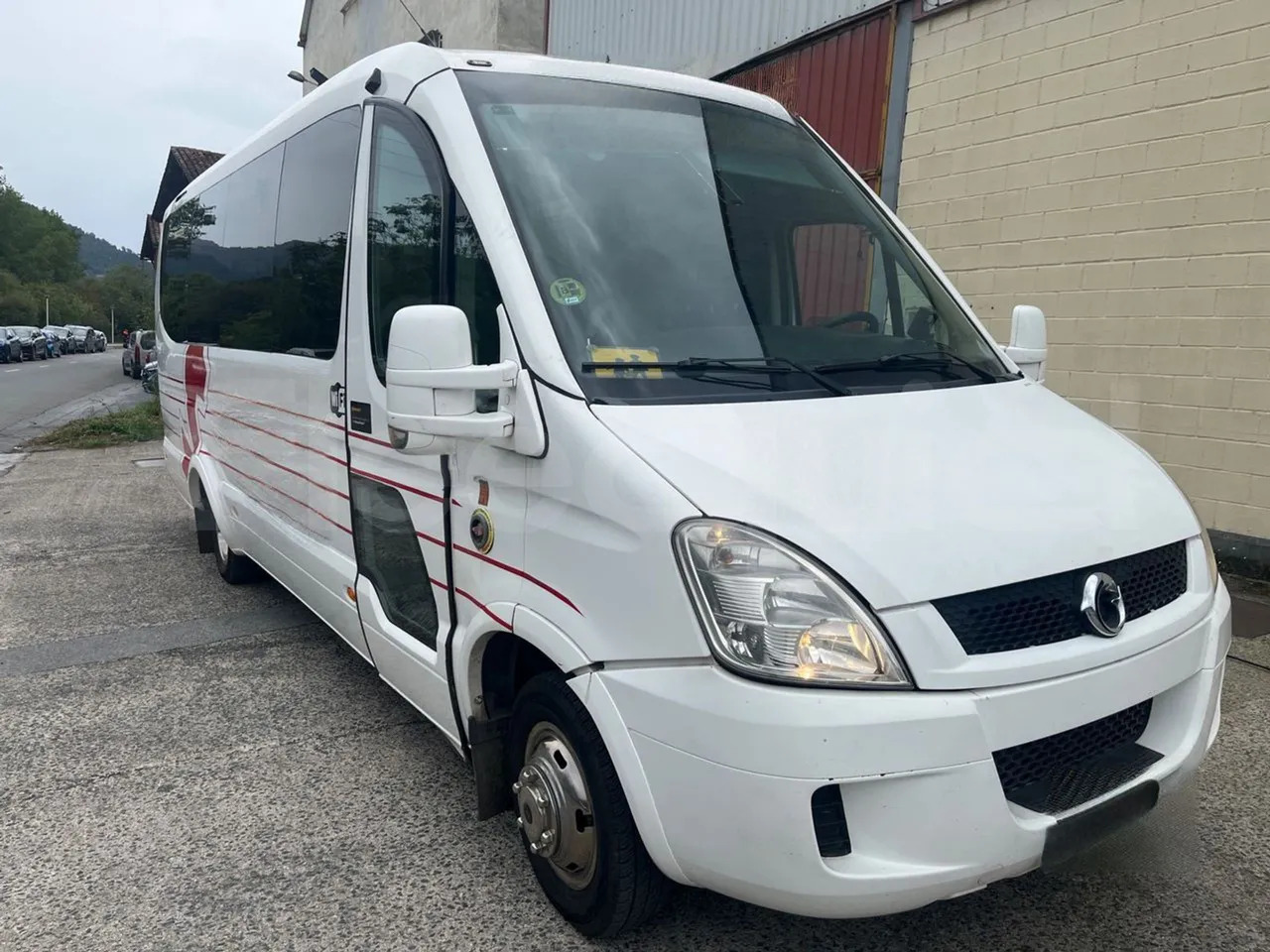 Iveco A50C17 - Minibüs, Minivan: fotoğraf 1 Iveco A50C17 - Minibüs, Minivan: fotoğraf 1