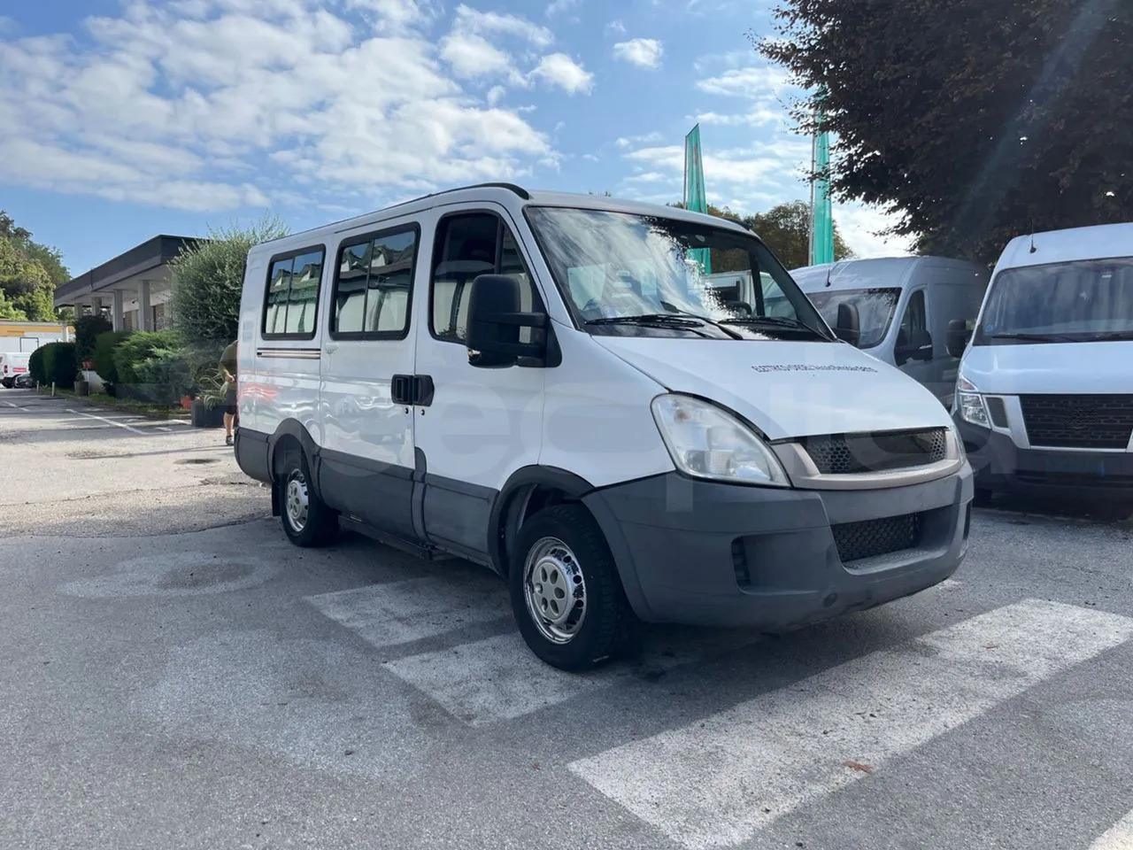 Iveco Daily - Minibüs, Minivan: fotoğraf 1 Iveco Daily - Minibüs, Minivan: fotoğraf 1
