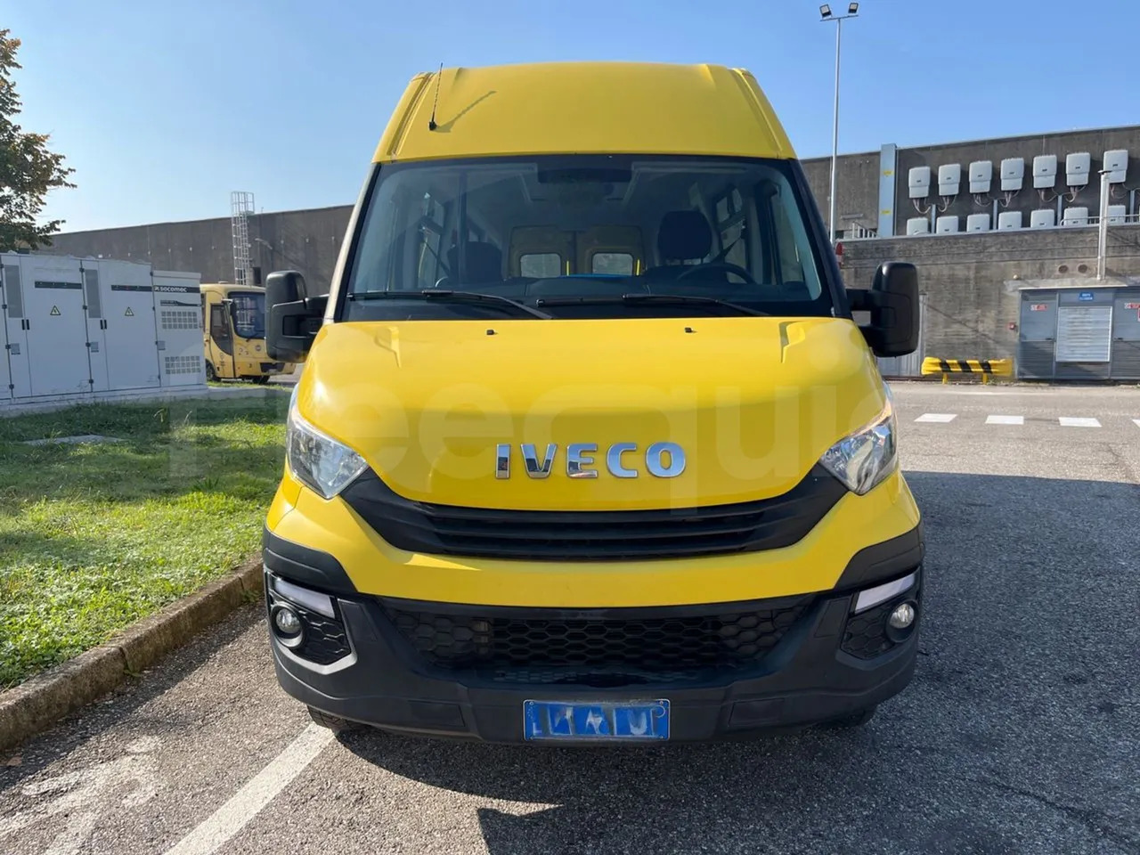 Iveco Daily - Okul otobüsü: fotoğraf 2 Iveco Daily - Okul otobüsü: fotoğraf 2