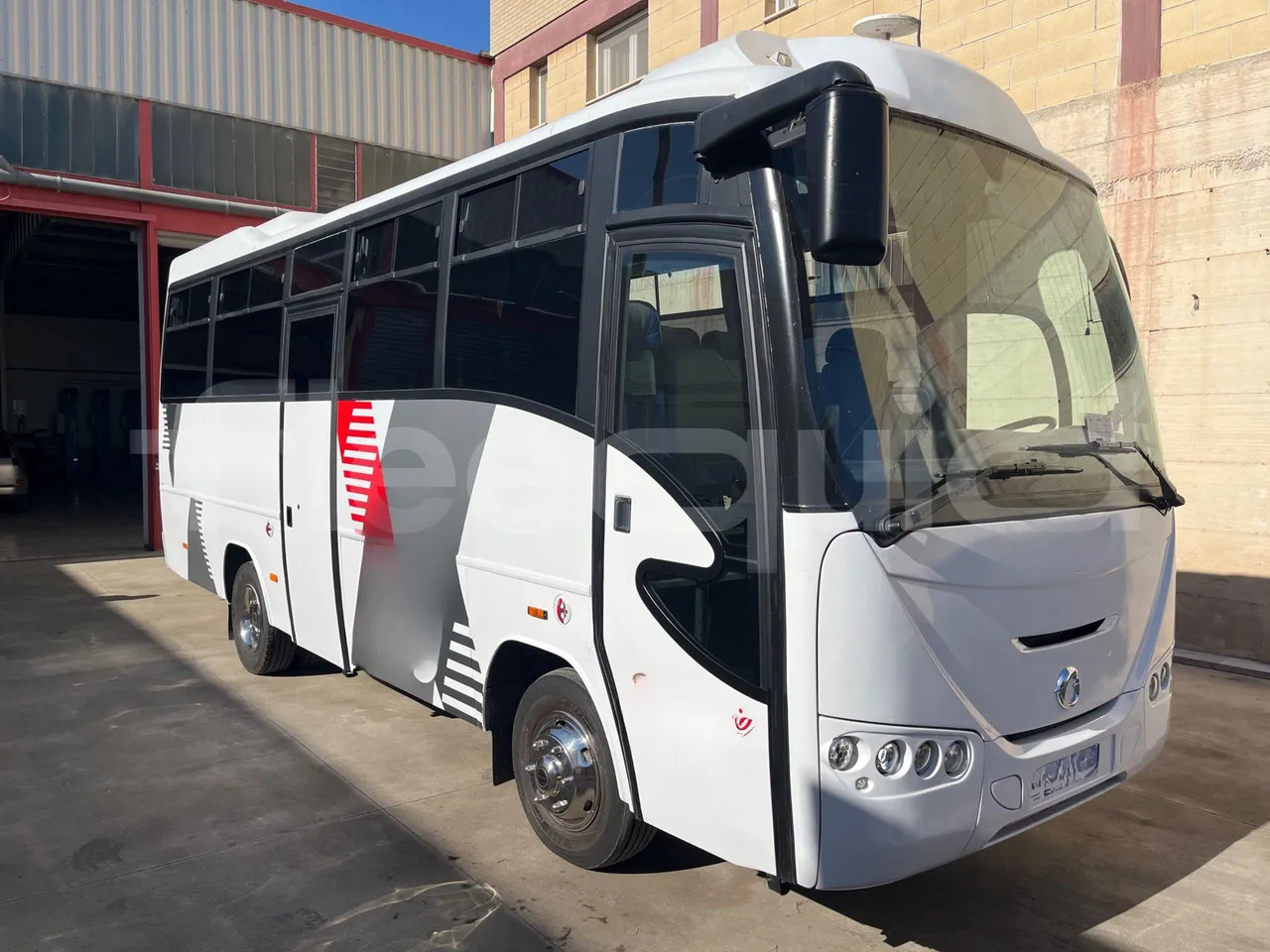 Iveco E24 - Turistik otobüs: fotoğraf 1 Iveco E24 - Turistik otobüs: fotoğraf 1