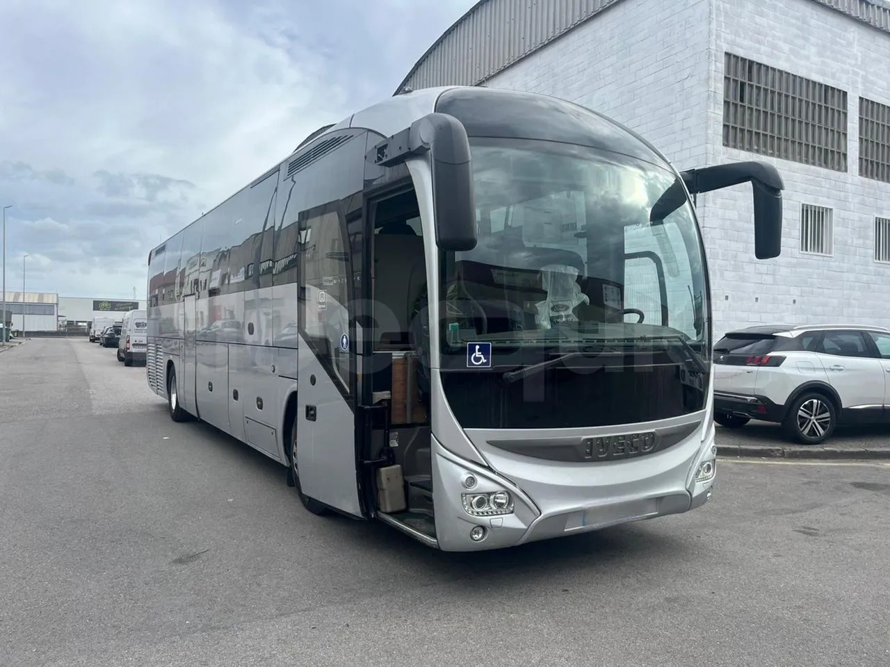 Iveco Magelys - Turistik otobüs: fotoğraf 1 Iveco Magelys - Turistik otobüs: fotoğraf 1