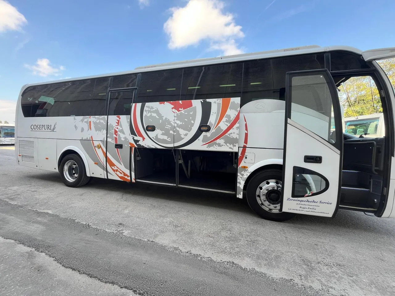 King Long XMQ6996 - Turistik otobüs: fotoğraf 1 King Long XMQ6996 - Turistik otobüs: fotoğraf 1