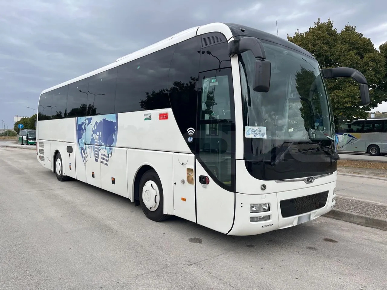 Man Lion's Coach - Turistik otobüs: fotoğraf 1 Man Lion's Coach - Turistik otobüs: fotoğraf 1