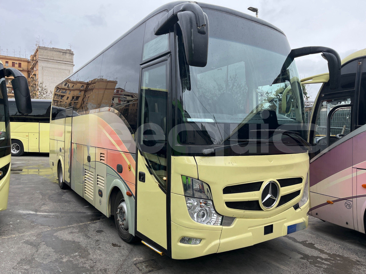 Mercedes-Benz Atego - Turistik otobüs: fotoğraf 1 Mercedes-Benz Atego - Turistik otobüs: fotoğraf 1