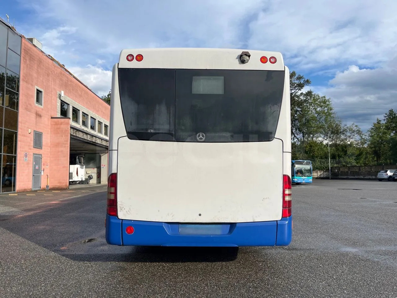 Mercedes-Benz Conecto - Şehir otobüsü: fotoğraf 5 Mercedes-Benz Conecto - Şehir otobüsü: fotoğraf 5