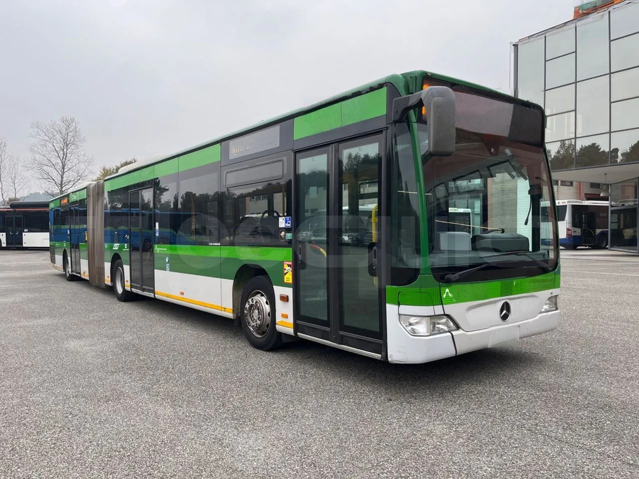 Mercedes-Benz O 530 - Şehir otobüsü: fotoğraf 1 Mercedes-Benz O 530 - Şehir otobüsü: fotoğraf 1