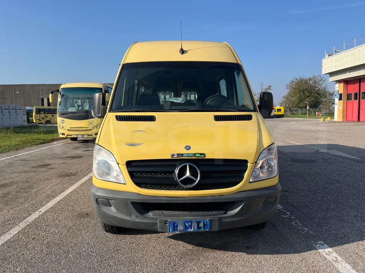Mercedes-Benz Sprinter - Okul otobüsü: fotoğraf 2 Mercedes-Benz Sprinter - Okul otobüsü: fotoğraf 2