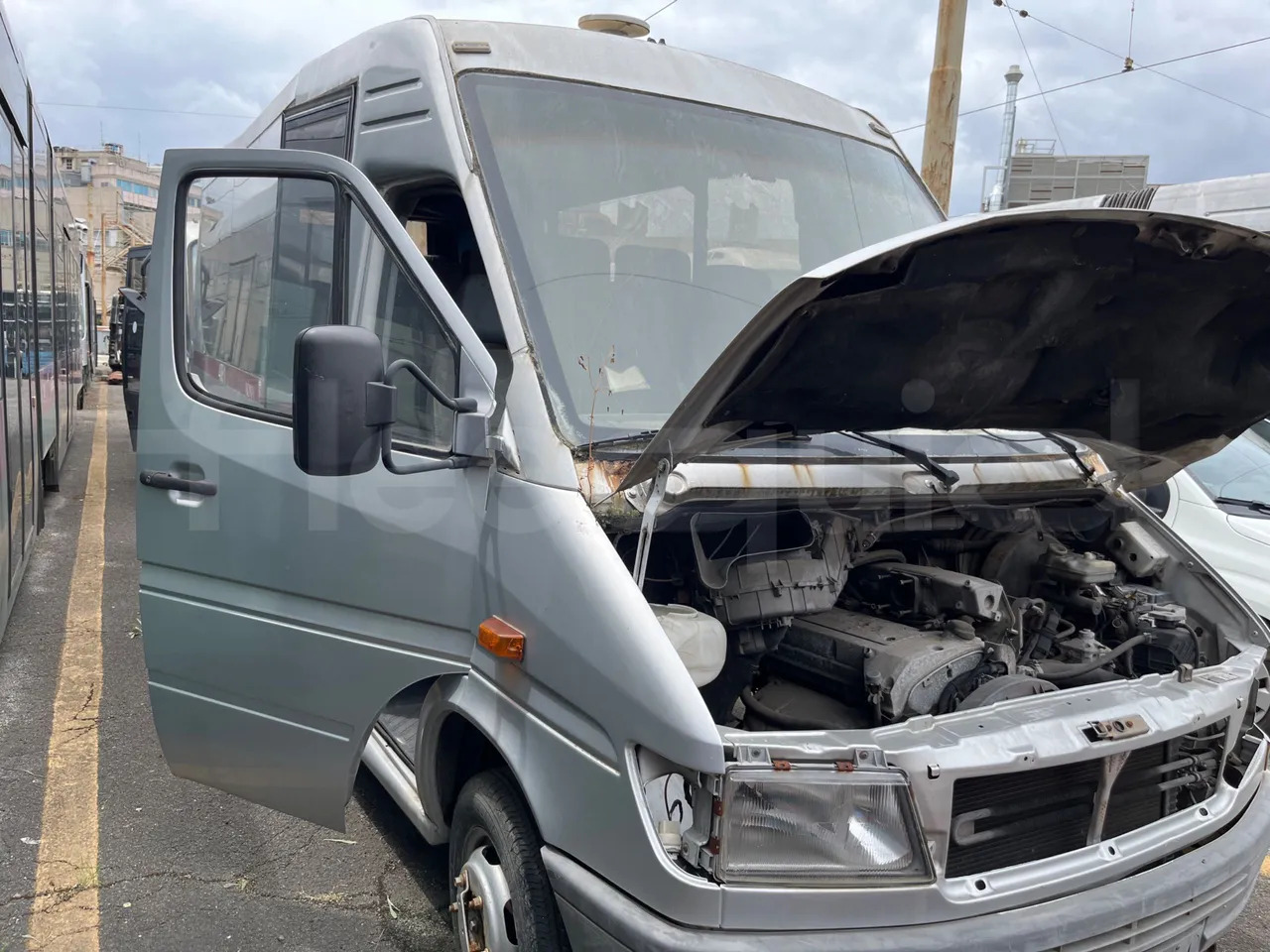 N. 2 Mercedes-Benz 414T - Minibüs, Minivan: fotoğraf 1 N. 2 Mercedes-Benz 414T - Minibüs, Minivan: fotoğraf 1