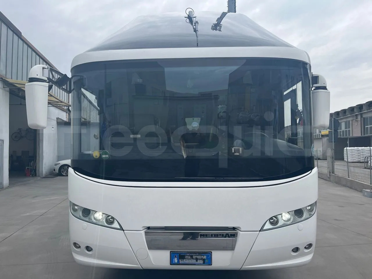 Neoplan Starliner - Turistik otobüs: fotoğraf 2 Neoplan Starliner - Turistik otobüs: fotoğraf 2