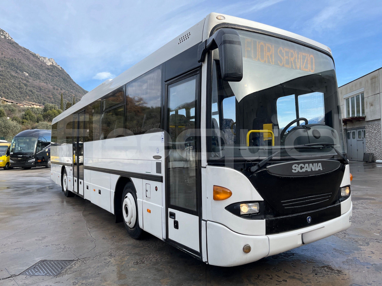 Scania Omniline - Şehirlerarası otobüs: fotoğraf 1 Scania Omniline - Şehirlerarası otobüs: fotoğraf 1