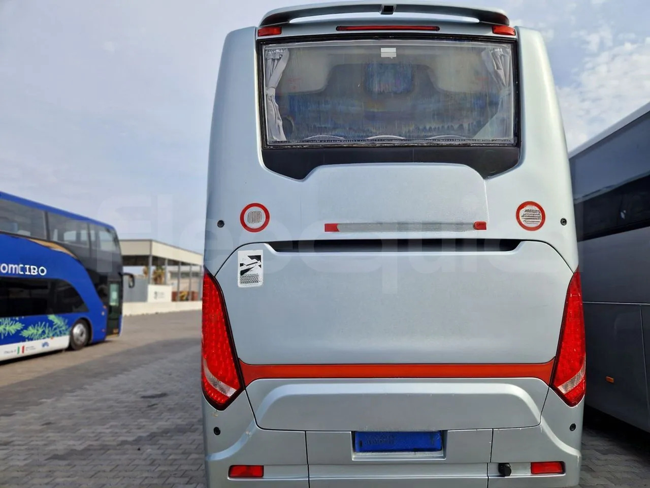 Scania Touring HD - Turistik otobüs: fotoğraf 5 Scania Touring HD - Turistik otobüs: fotoğraf 5