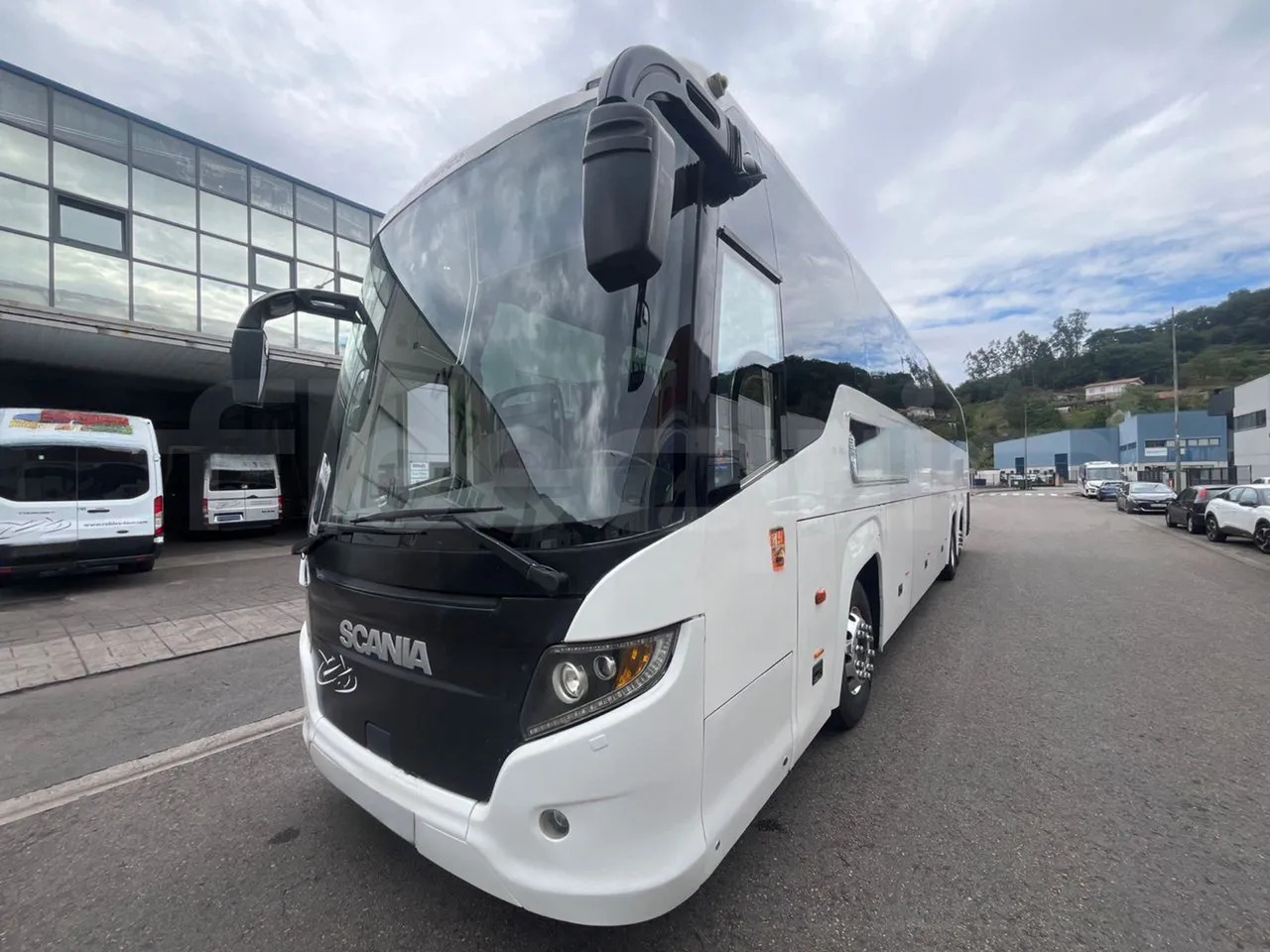 Scania Touring HD - Turistik otobüs: fotoğraf 4 Scania Touring HD - Turistik otobüs: fotoğraf 4